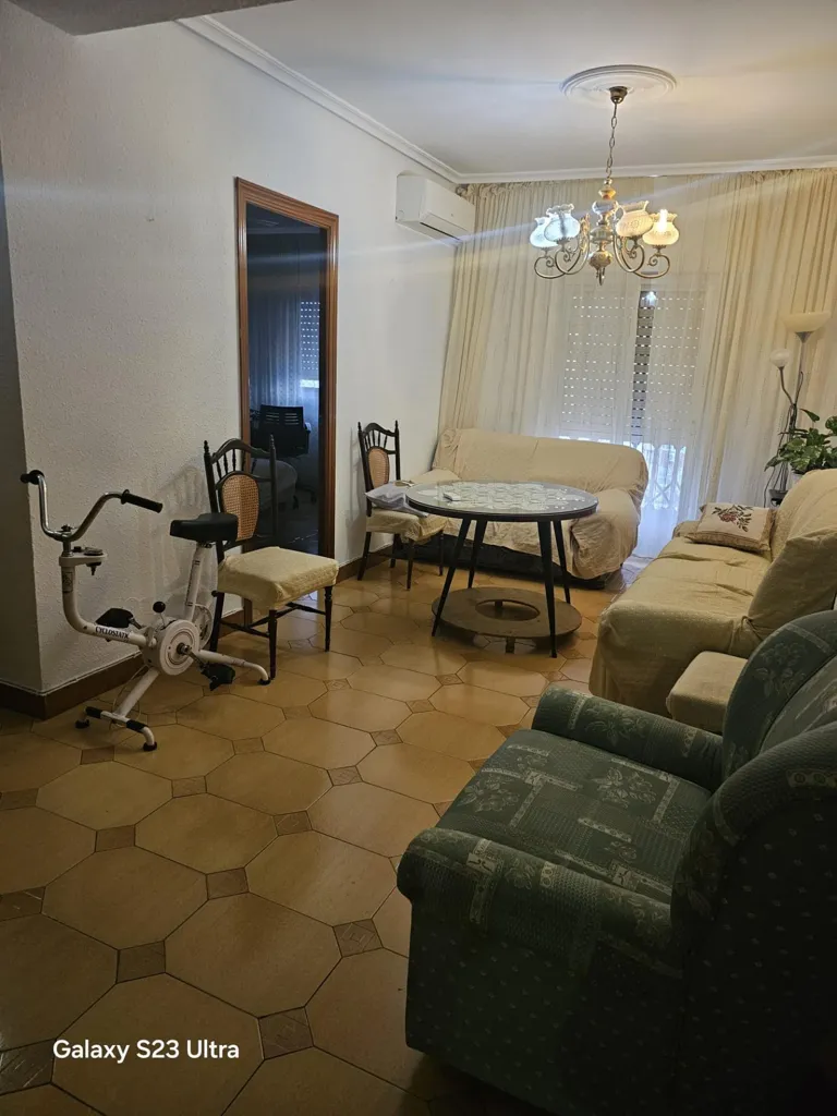 Séjour - Apartment with Balcony in Renfe Area
