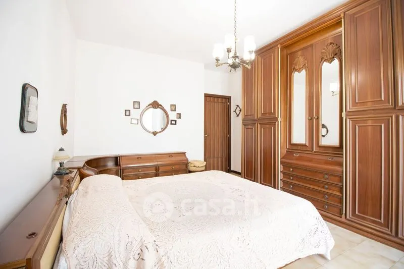 Chambres - 5-Room Apartment with Solar Features in Alba Adriatica