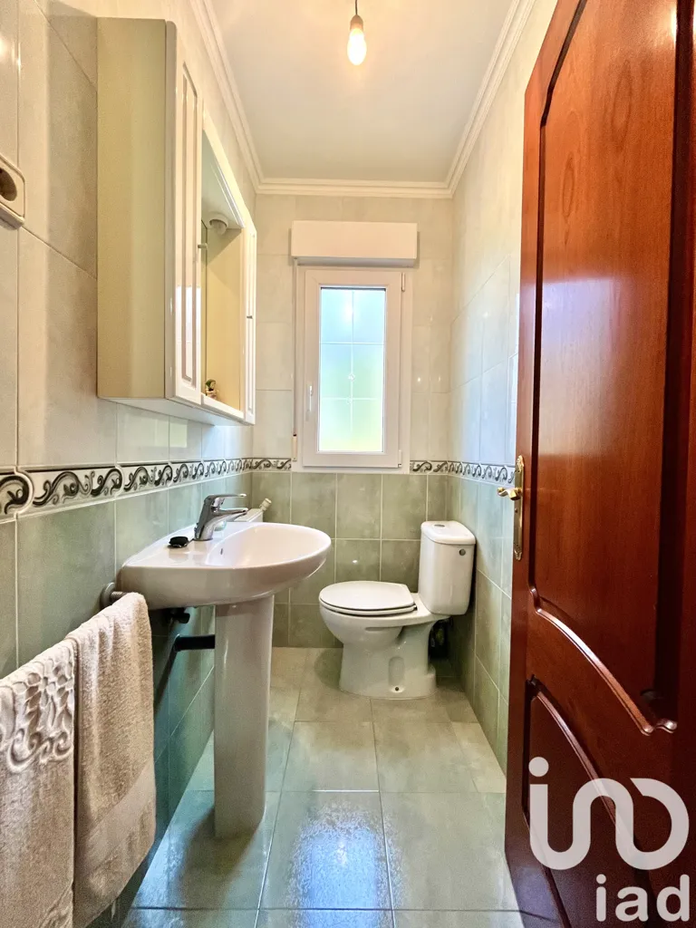 Vannitoad - Spacious House with Extensive Garden in Coirós