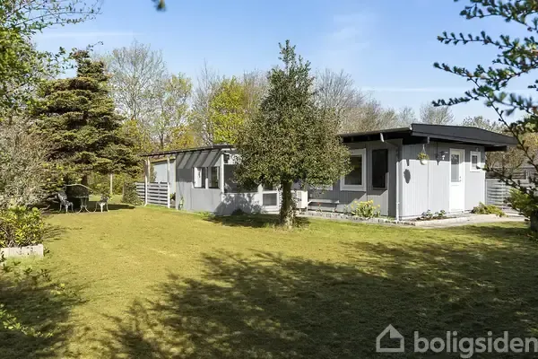 Jardin - Cottage with Sea View in Jægerspris