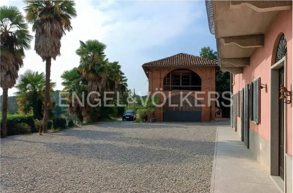Extérieur - Villa with Private Park in Saluzzo