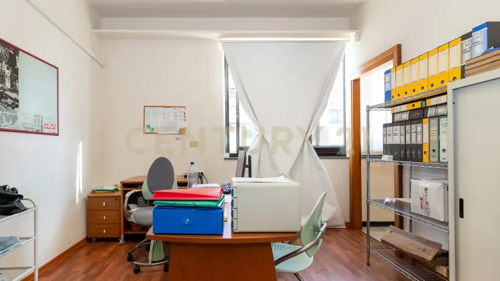Bureau - Office with Terrace in Tremestieri Etneo