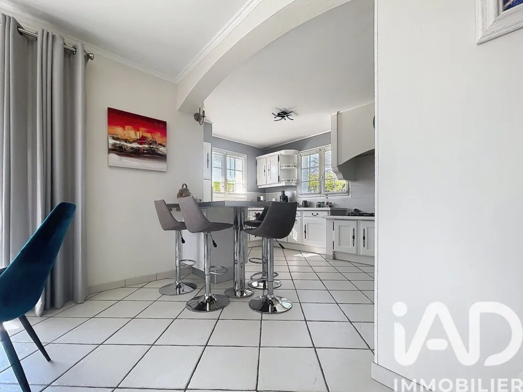 Cuisine - Maison d'Architecte avec Vue Montagne à Héry-sur-Alby