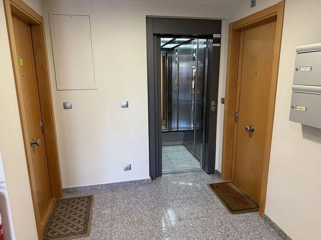 Entrée - Duplex with Pool in Esteribar