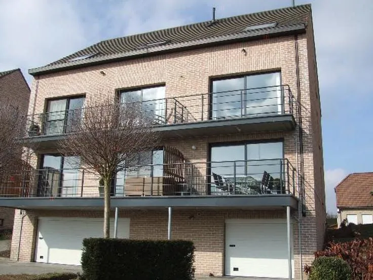 Esterno - House in Quiet Setting, Tienen