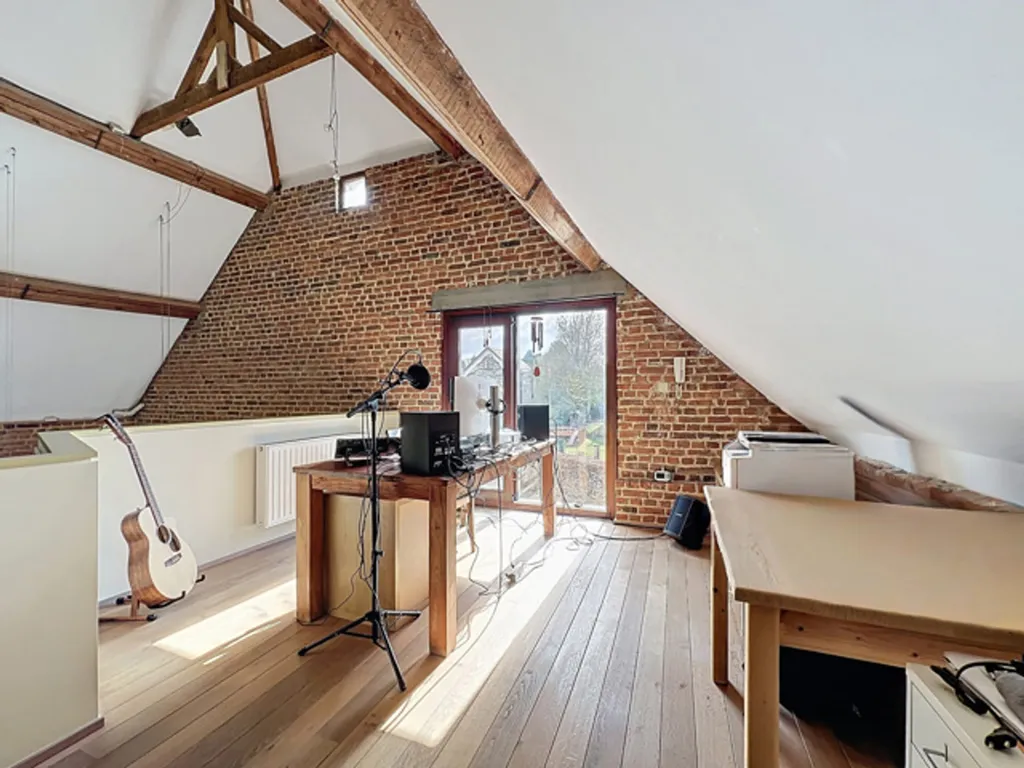 Toad - Renovated House with Garden in Genval