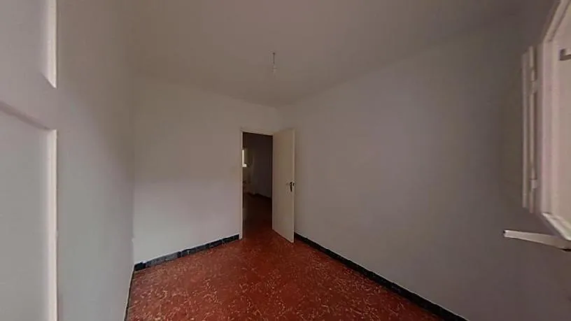 Toad - Apartment with Garden Access in Badalona