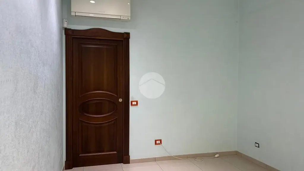 hallway_entrance
