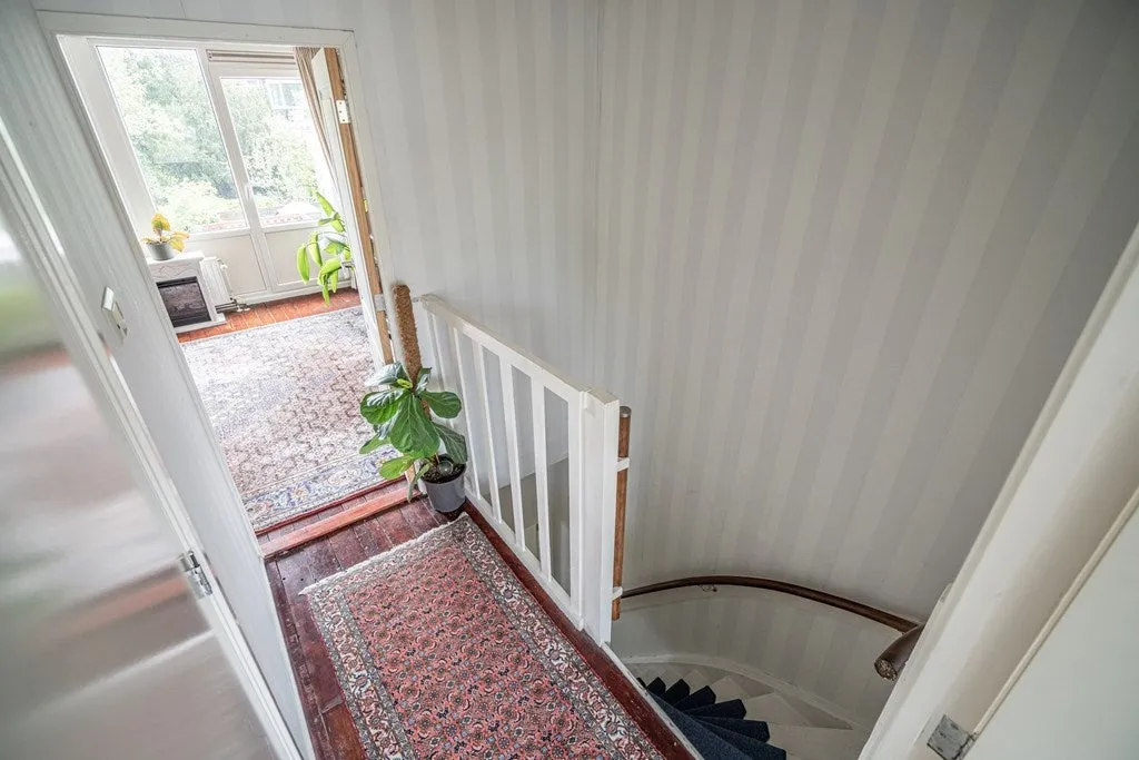 3-toaline maja asukohas Leiden