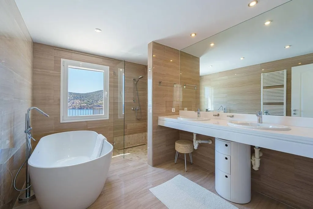 Salles de bain - Luxury Villa with Sea View in Camp de Mar