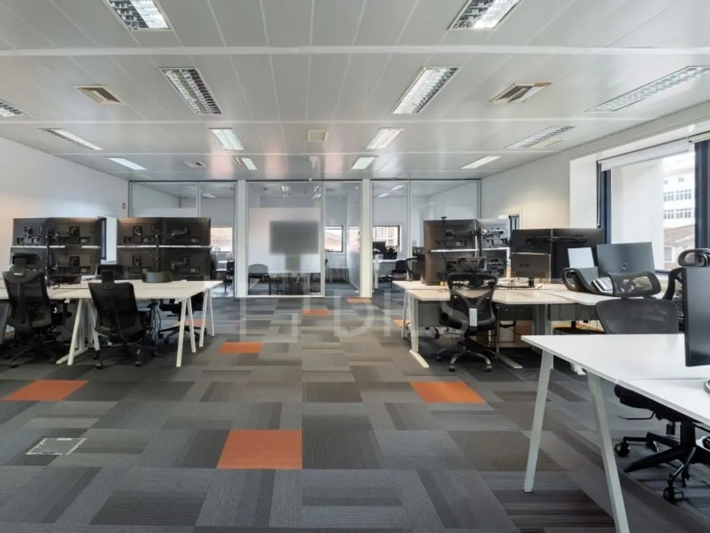 Bureau - Commercial Office in Amoreiras, Lisbon