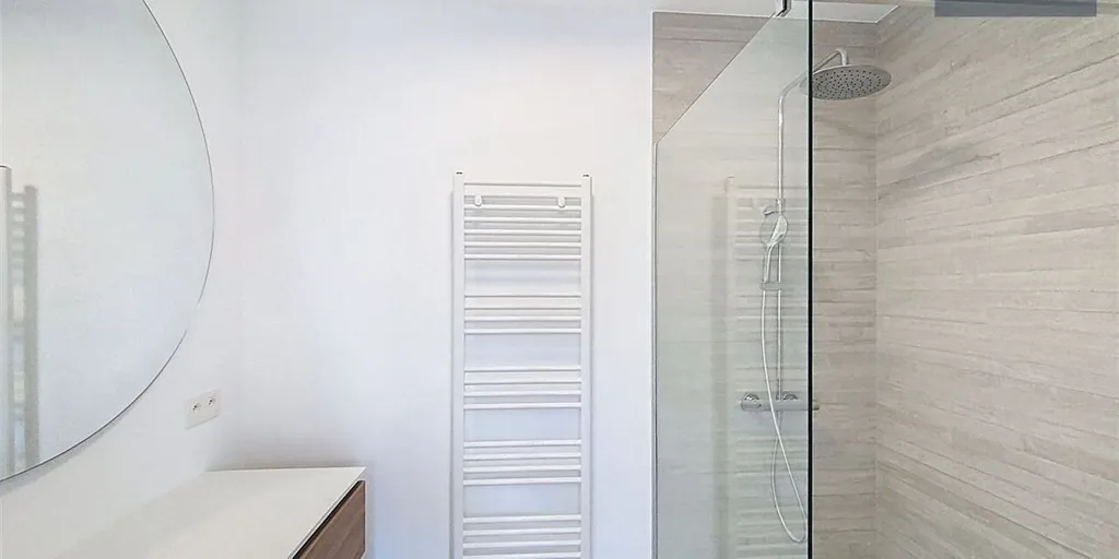 Salles de bain - Duplex Énergétique avec Terrasse à Tervuren