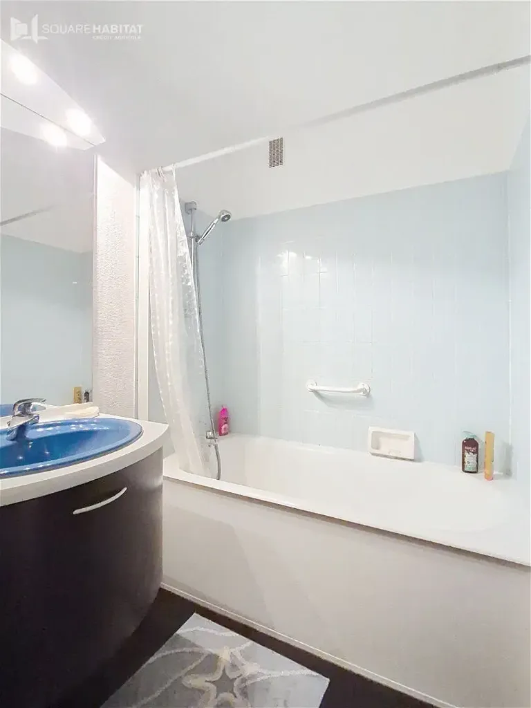 3-Bedroom Apartment with Sea View in Quiberon