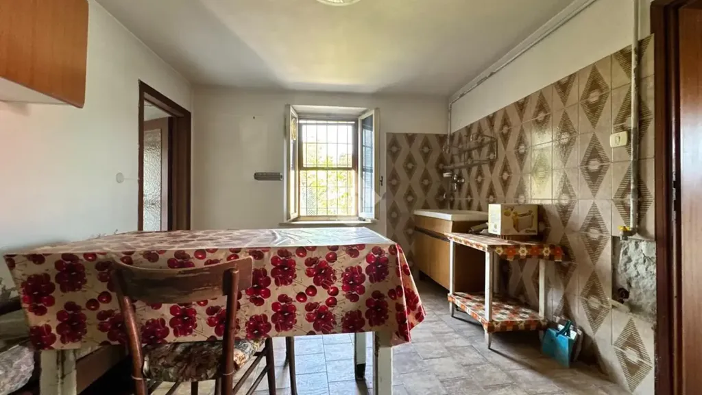 Söögituba - Terraced House with Garden in Borghetto, Noceto