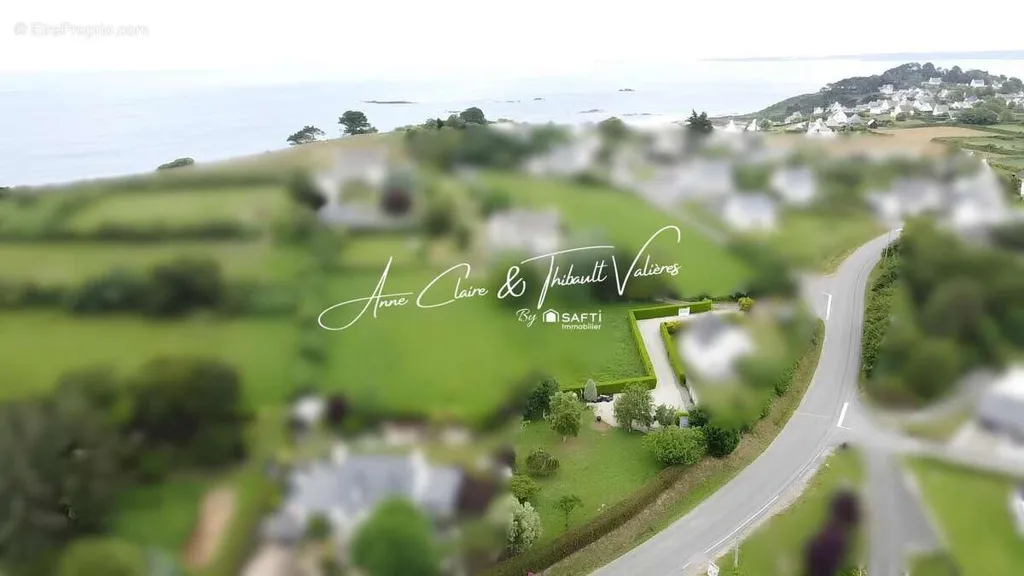 Vue aérienne - Terrain Constructible à Locquirec, Proche Plage