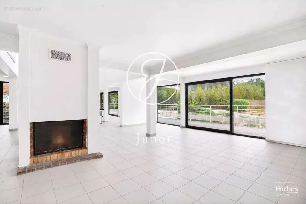living_room