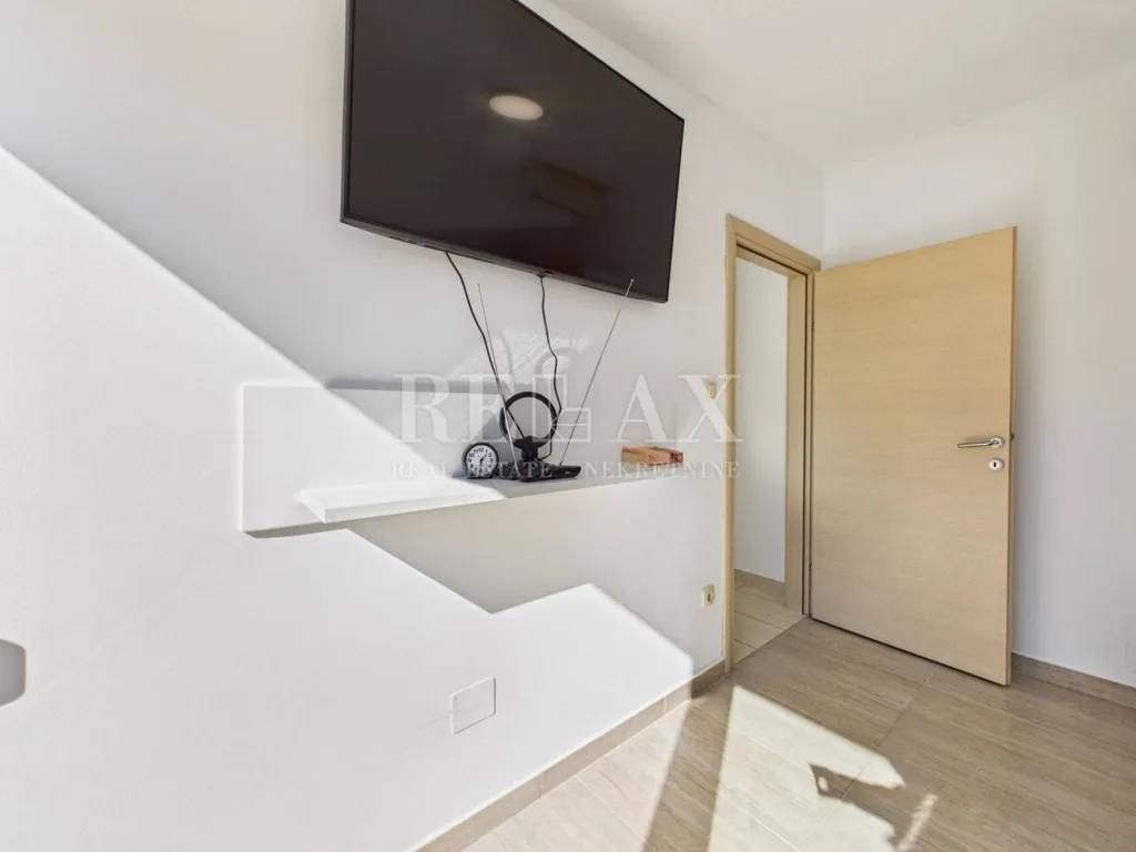 Esik - Apartment with Sea View in Crikvenica Centre