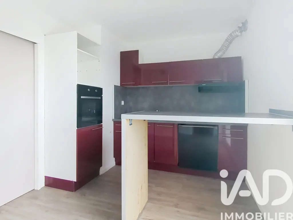 Cucina - Sunlit Apartment with Balcony in Biscarrosse