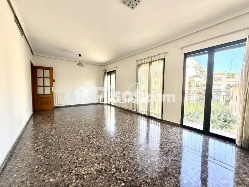 Soggiorno - Modern Flat with Balconies in Valencia Centre