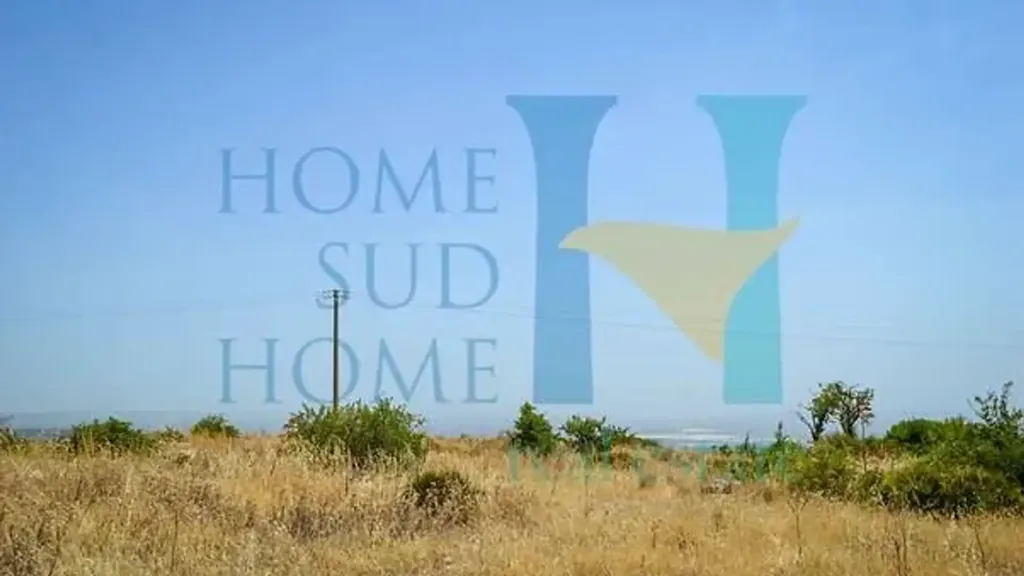 Aed - Buildable Land with Panoramic Potential in Noto