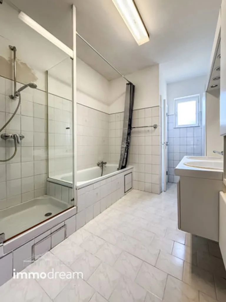 Salles de bain - Maison semi-détachée avec jardin à Uccle