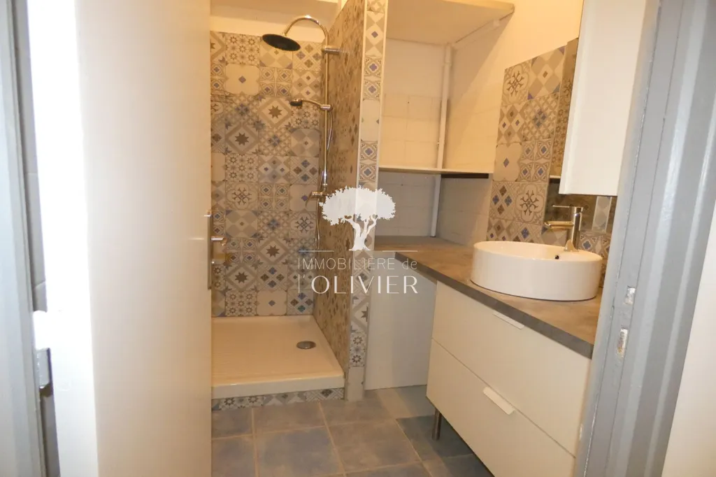 Vannitoad - City Centre Flat with Balcony in Nice