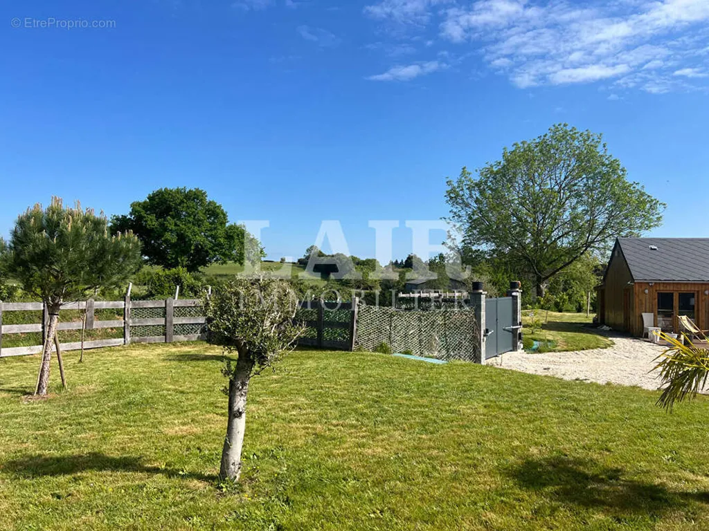 Garden - Chalet with Garden and Spa near Ecouché