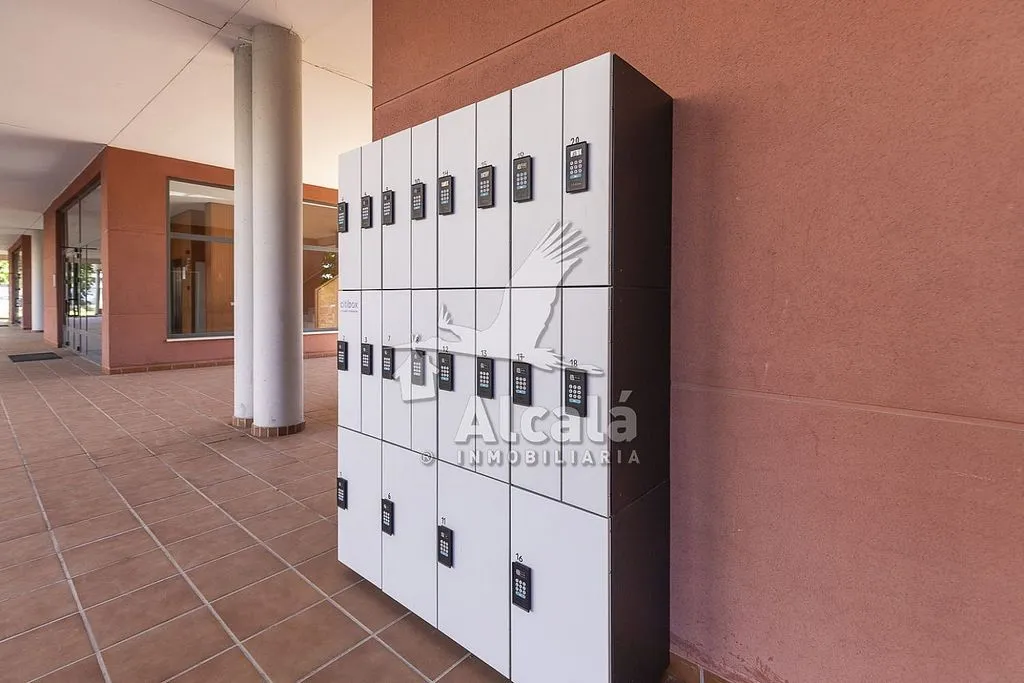 Esik - Apartment with Pool in El Olivar, Alcalá de Henares