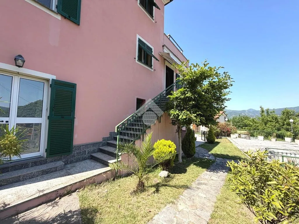 Extérieur - Villa with Terrace and Garden in Serra Riccò