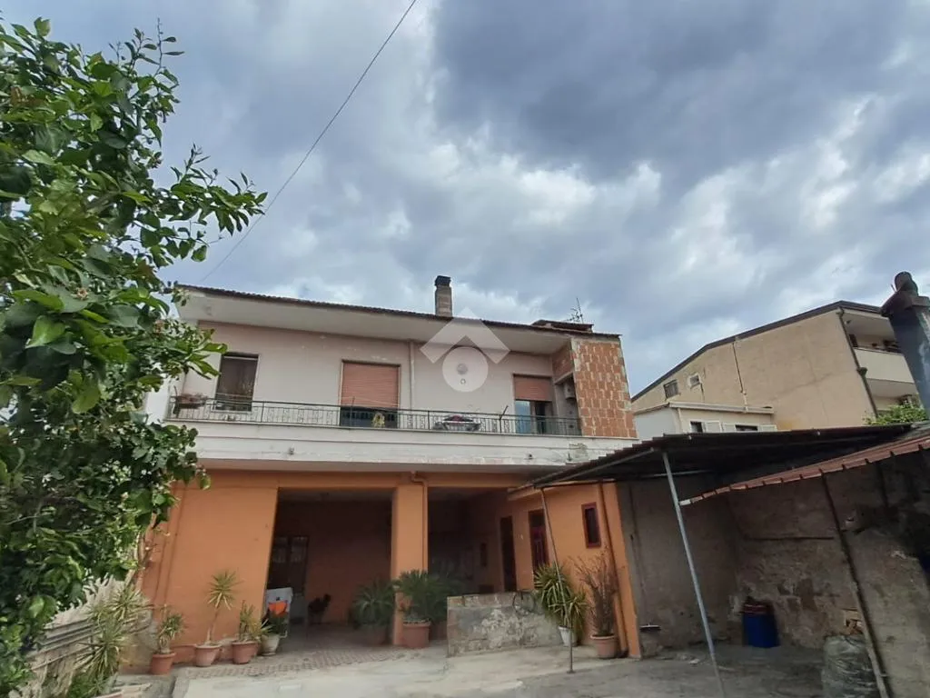 Exterior - Three-Bedroom Apartment with Fireplace in San Marcellino