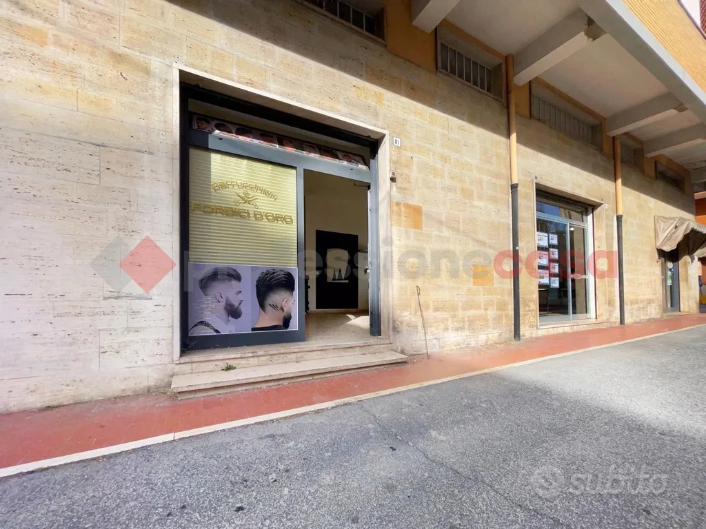 Esterno - Commercial Space with Disabled Access in Rieti