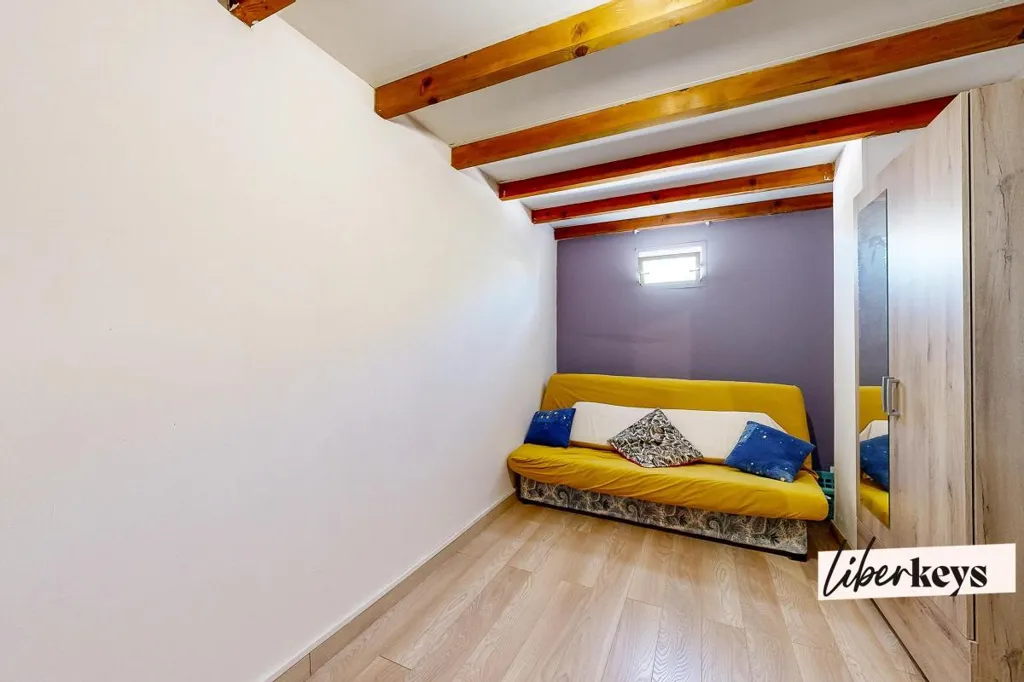 Magamistoad - Spacious House with Polyvalent Room in Vauvert