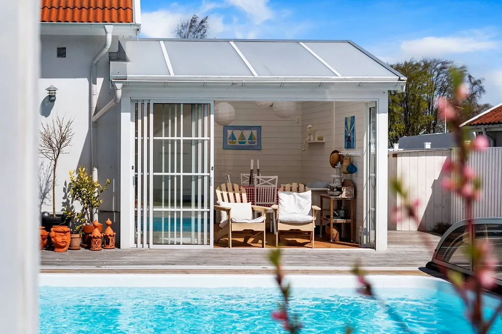 Bassein - Charming 1.5-Storey Villa with Pool in Abbekås