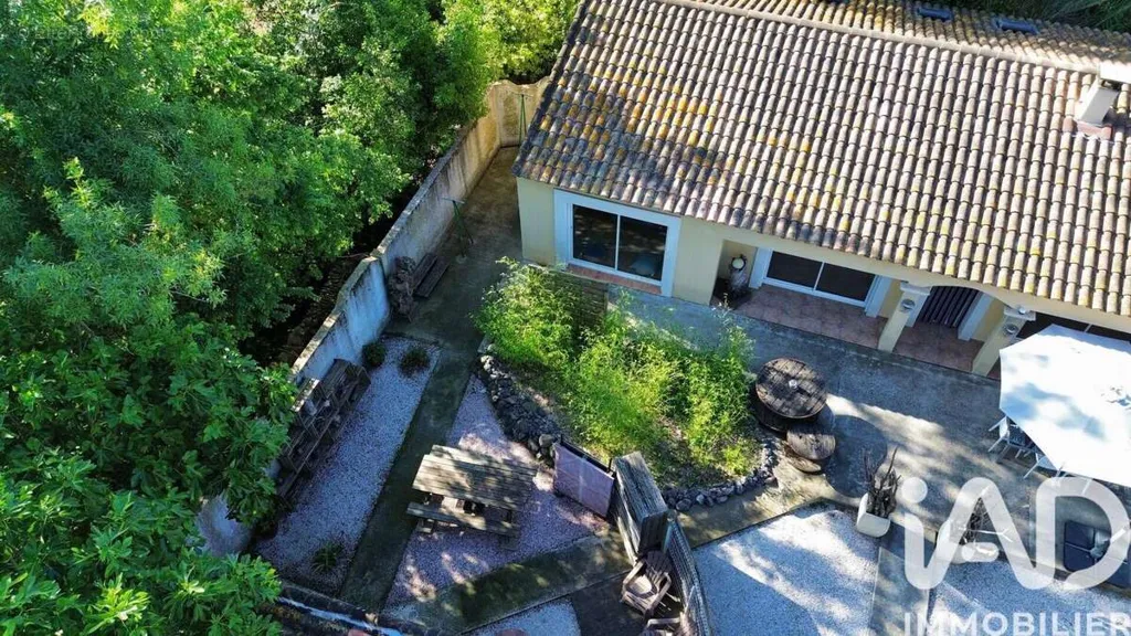 Õhuvaade - Villa with Pool in Agde