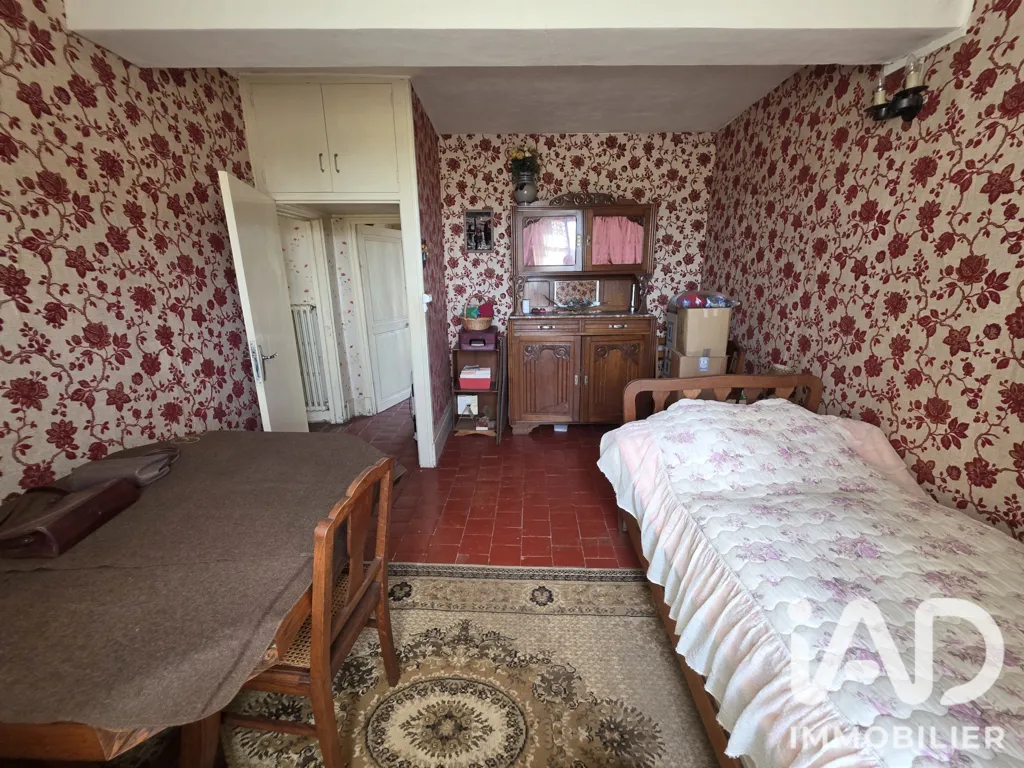 Magamistoad - Charming Village House with Original Features in Nuars