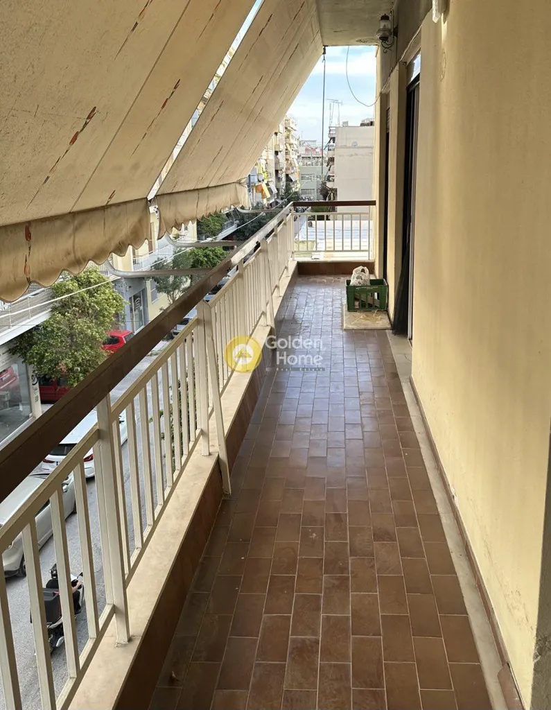 Rõdu - Fully Renovated Apartment with Balcony in Patras
