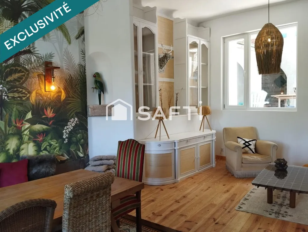 Living Room - Character House with Patio in Durban-Corbières