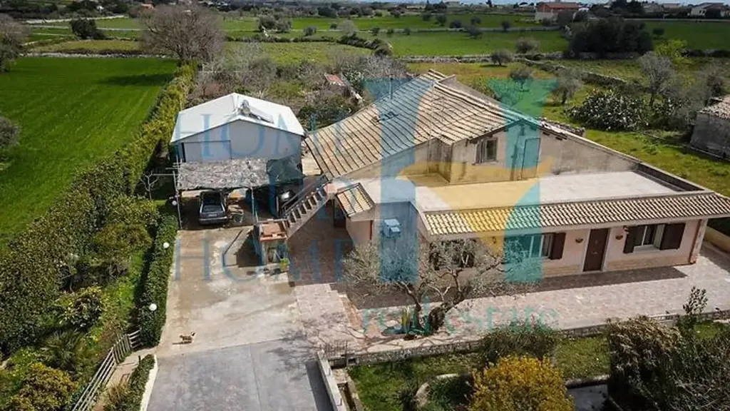 Vue aérienne - Rustic Villa with Ornamental Garden in Modica