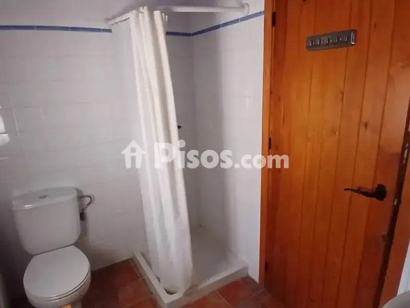 Salles de bain - Chalet with Terraced Views in Valjunquera