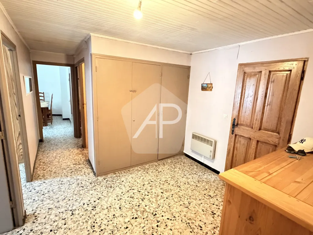 Esik - Spacious 4/5-Person Flat in Briançon