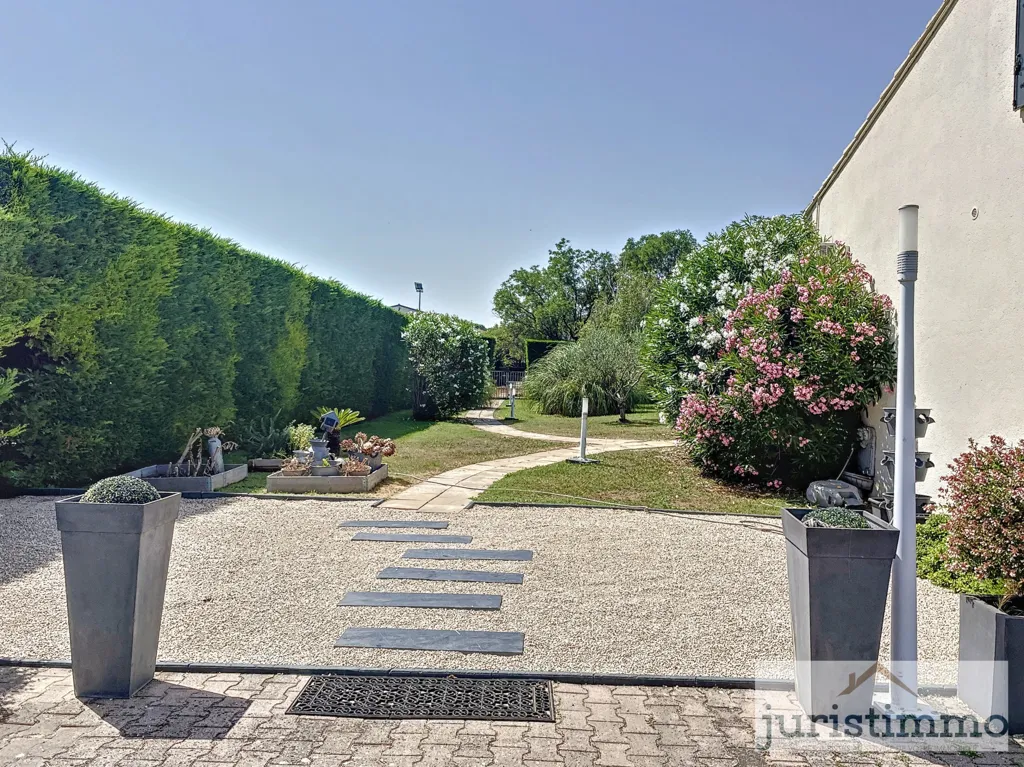 Extérieur - Villa avec Véranda et Jardin à Piolenc