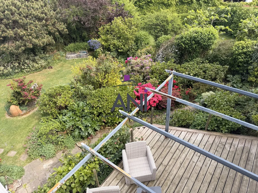 Jardin - Villa avec Vue Mer et Jardin Paysager