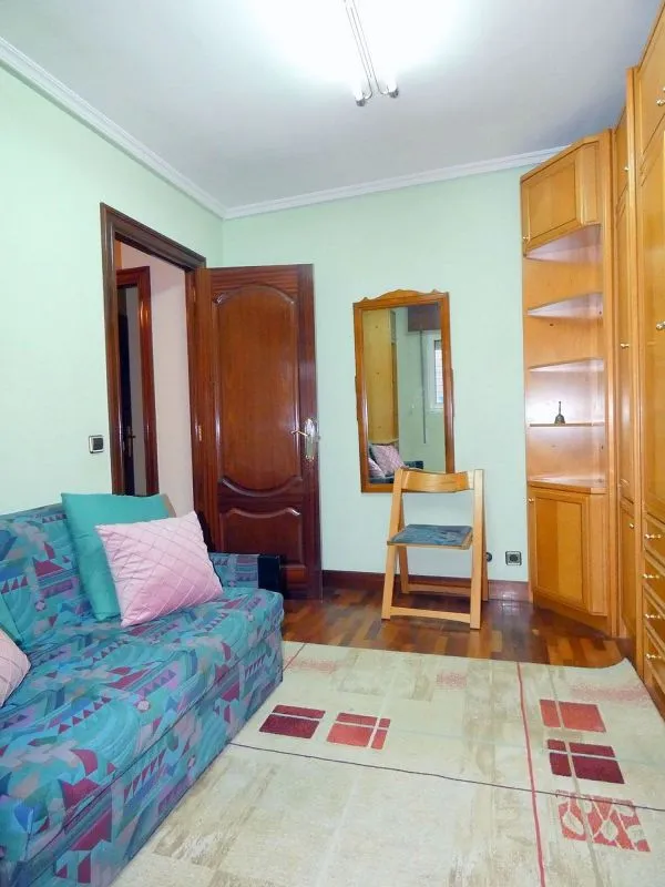 Elutuba - Flat with Garage in Calle de Karmelo