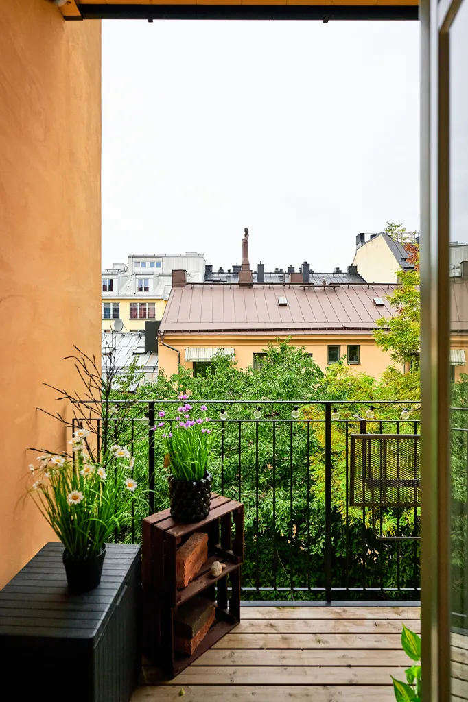 Balcone - Turn-of-the-Century Flat with Balcony in Södermalm
