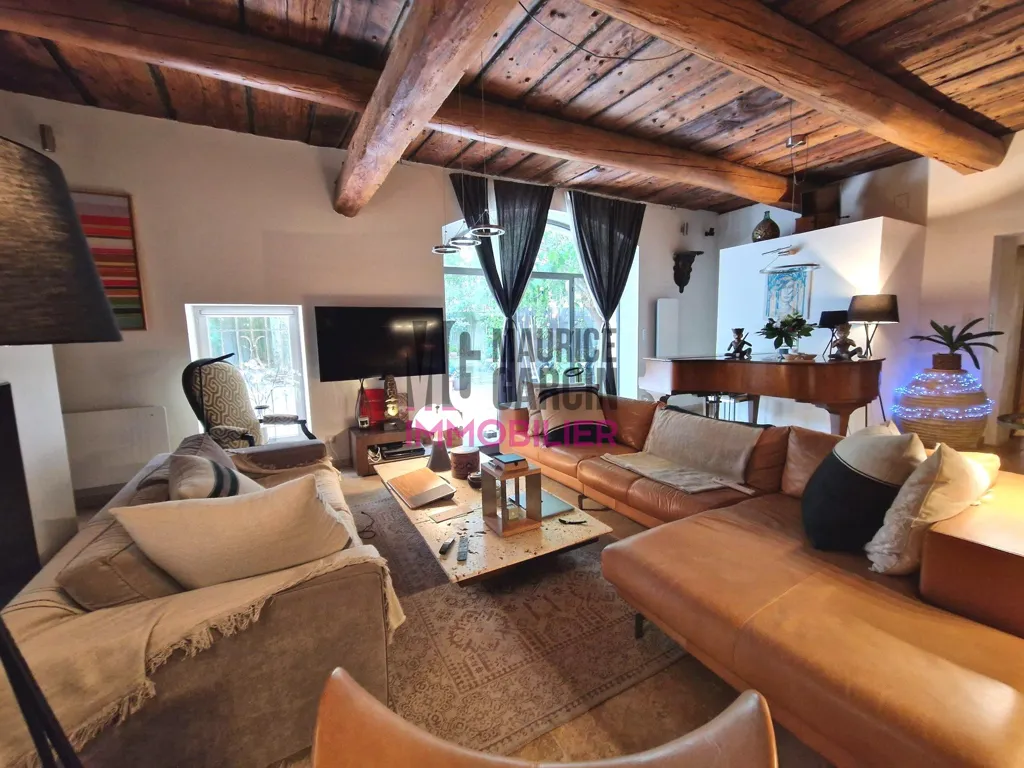 Elutuba - Luxury House with Pool in Caumont-sur-Durance