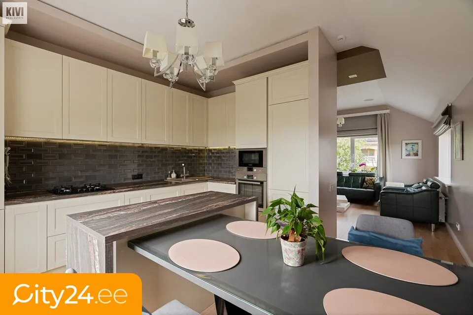 Cucina - Apartment with Private Garden in Dreiliņi, Riga