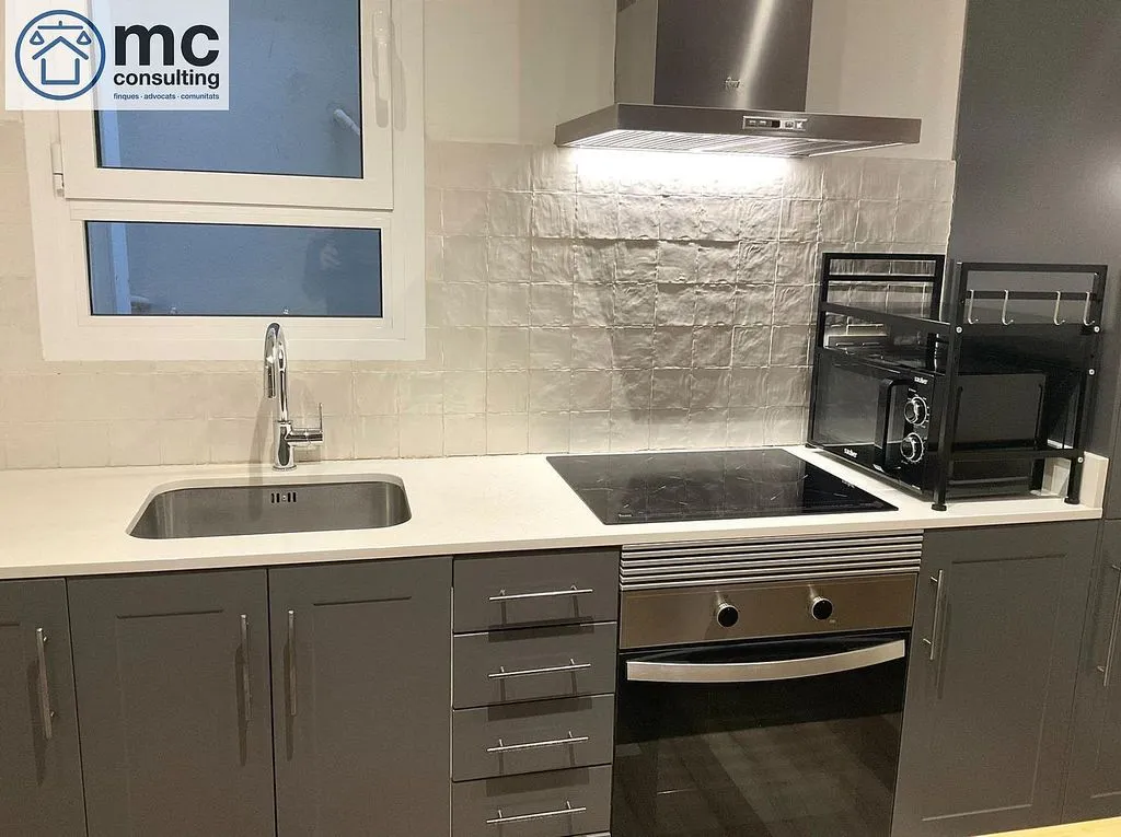 Cuisine - Modern Flat with Balcony in El Raval, Barcelona