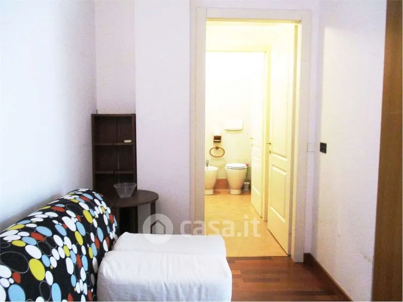 Chambres - Fully Furnished Flat with Balcony in Milan