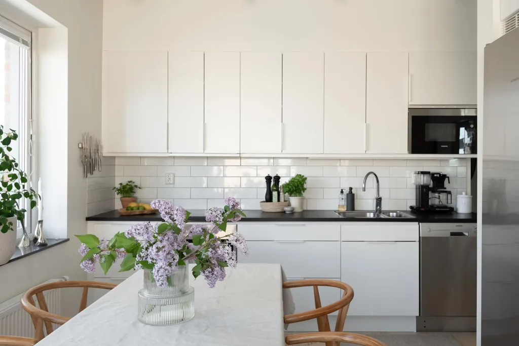 Cuisine - Modern Flat with Large Balcony in Södra Ladugårdsängen