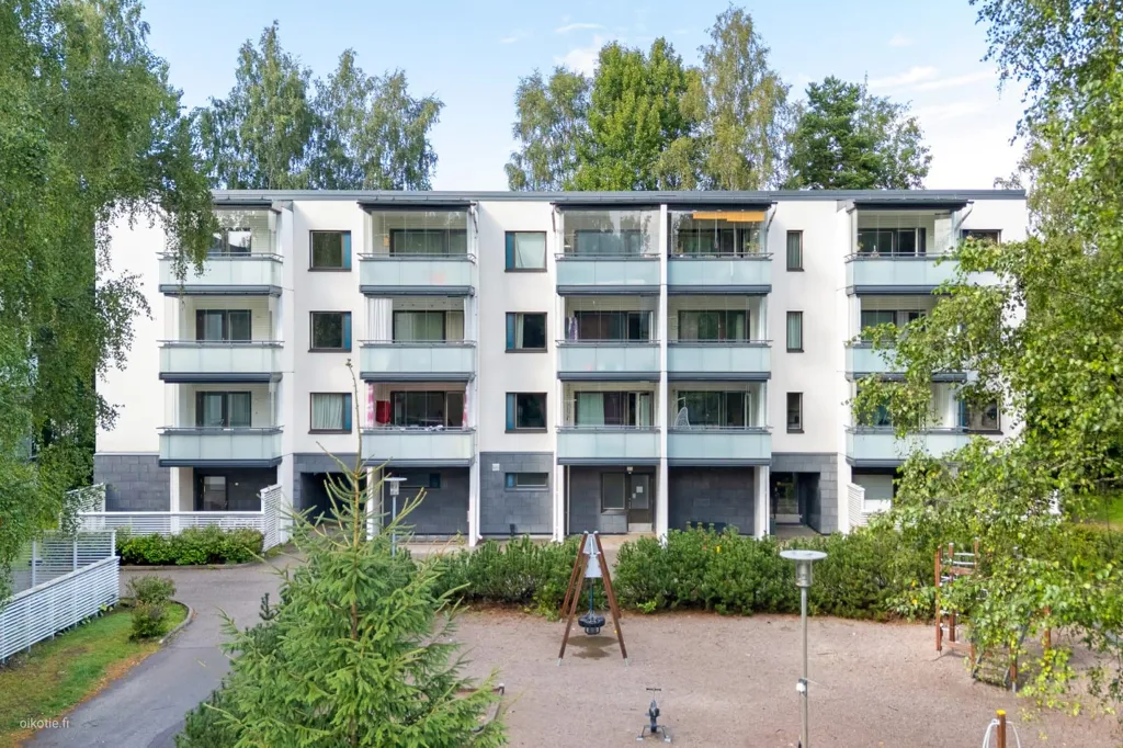 Välivaade - Apartment with Balcony in Kontula, Helsinki